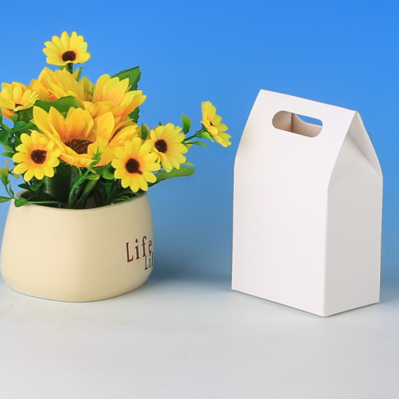 LS6105-Small handle paper box Price:US$0.12 per box MOQ: 5,000pcs